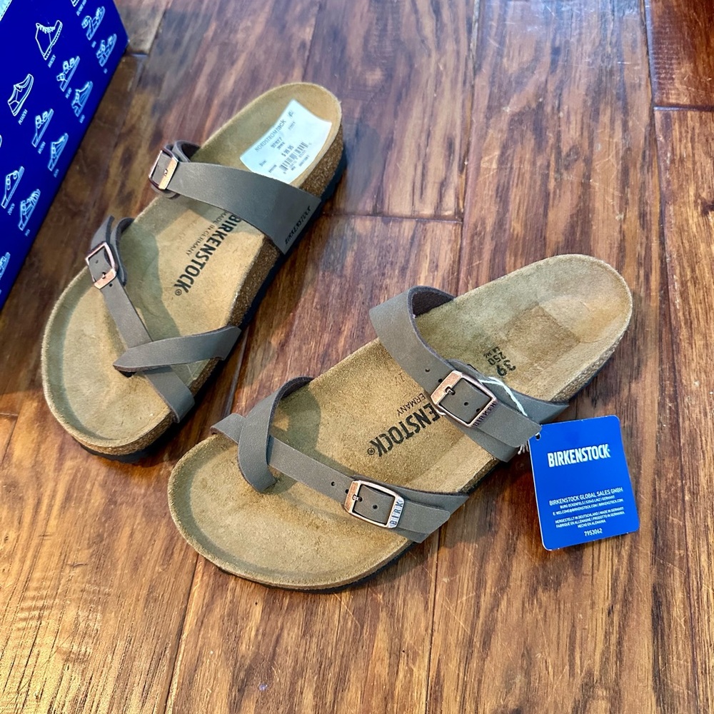NWT Mayari Birkenstock sandals size 39 in Mocca